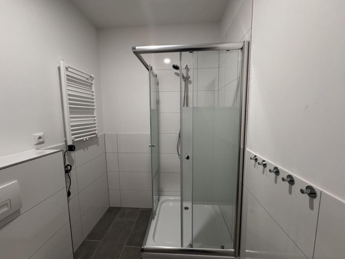 Cozy Apartment In Leverkusen Exteriör bild