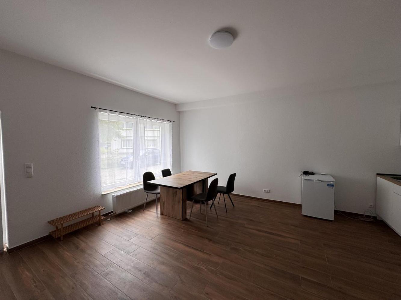 Cozy Apartment In Leverkusen Exteriör bild