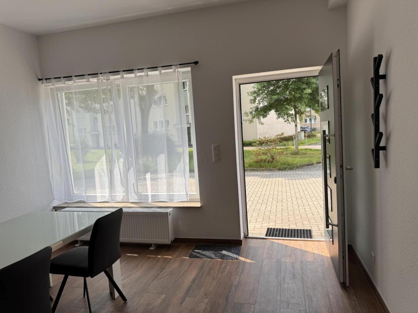 Cozy Apartment In Leverkusen Exteriör bild
