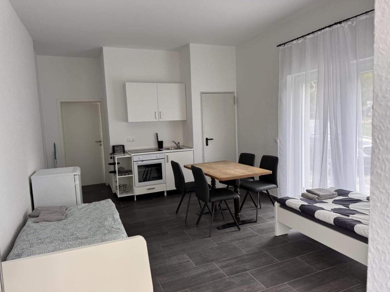 Cozy Apartment In Leverkusen Exteriör bild