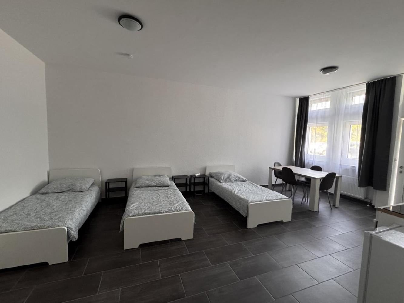 Cozy Apartment In Leverkusen Exteriör bild