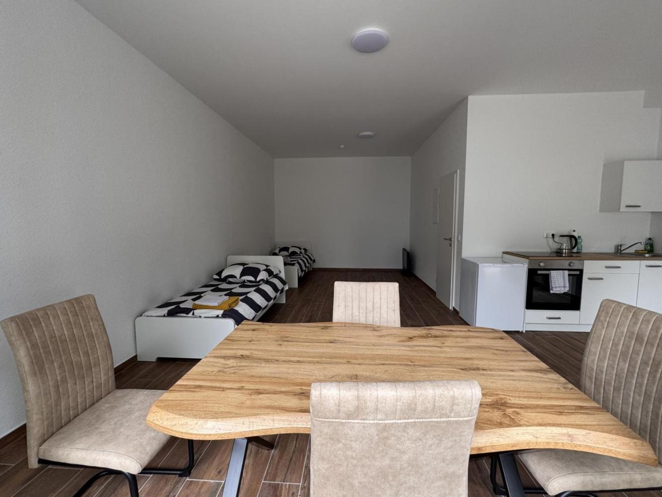 Cozy Apartment In Leverkusen Exteriör bild