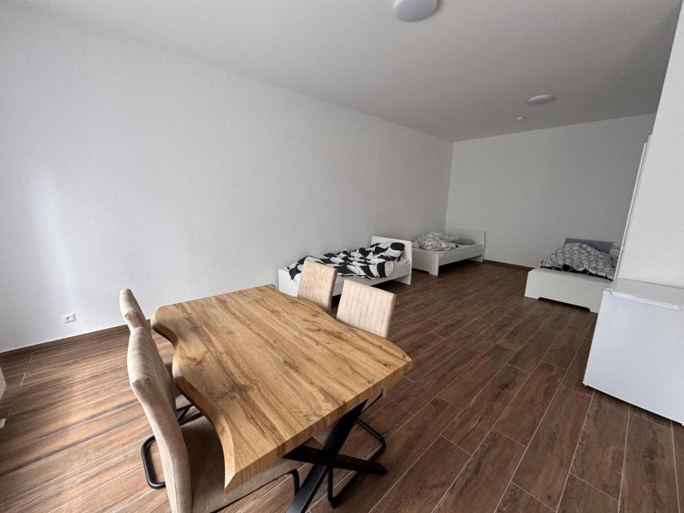 Cozy Apartment In Leverkusen Exteriör bild