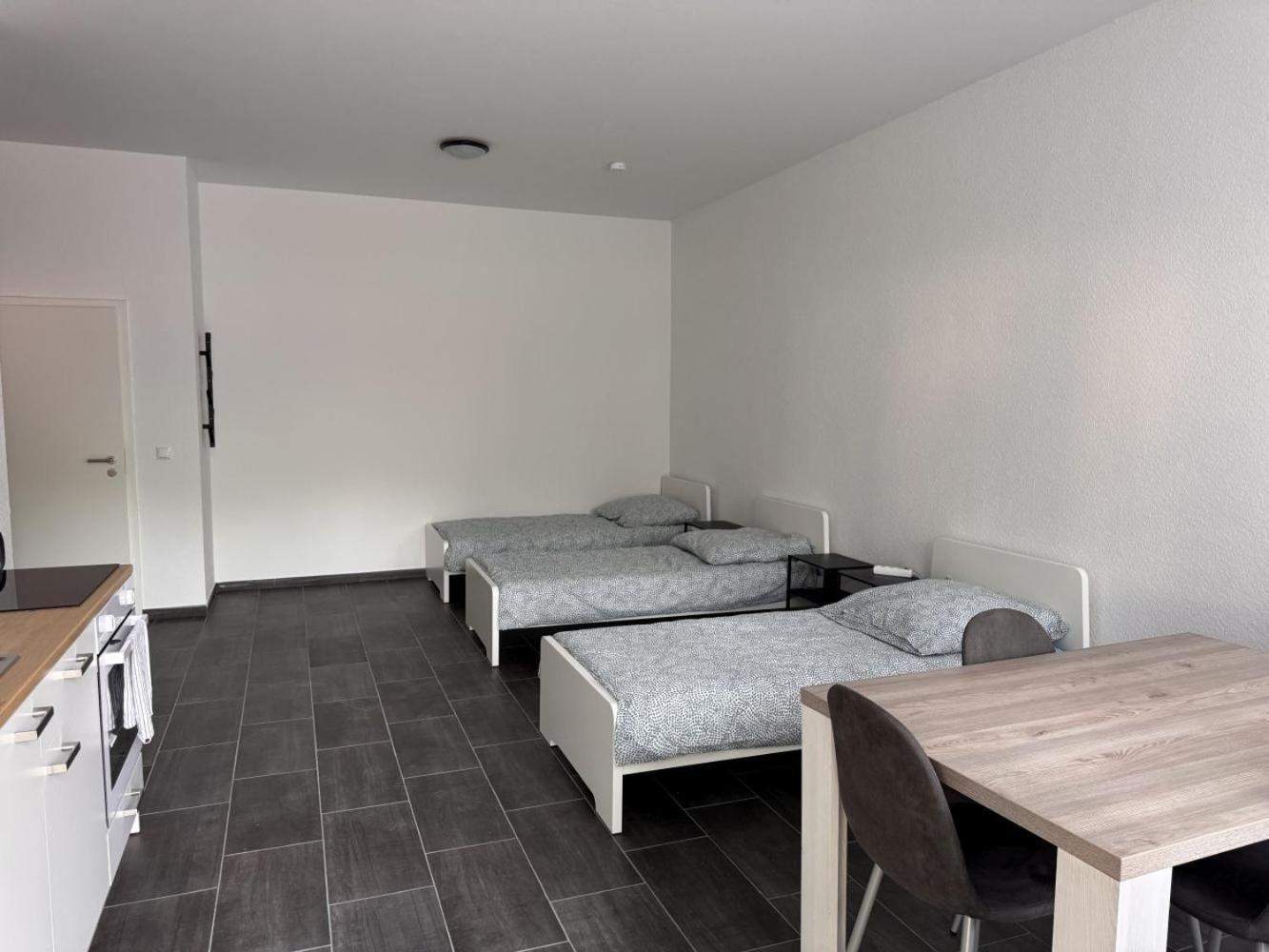 Cozy Apartment In Leverkusen Exteriör bild