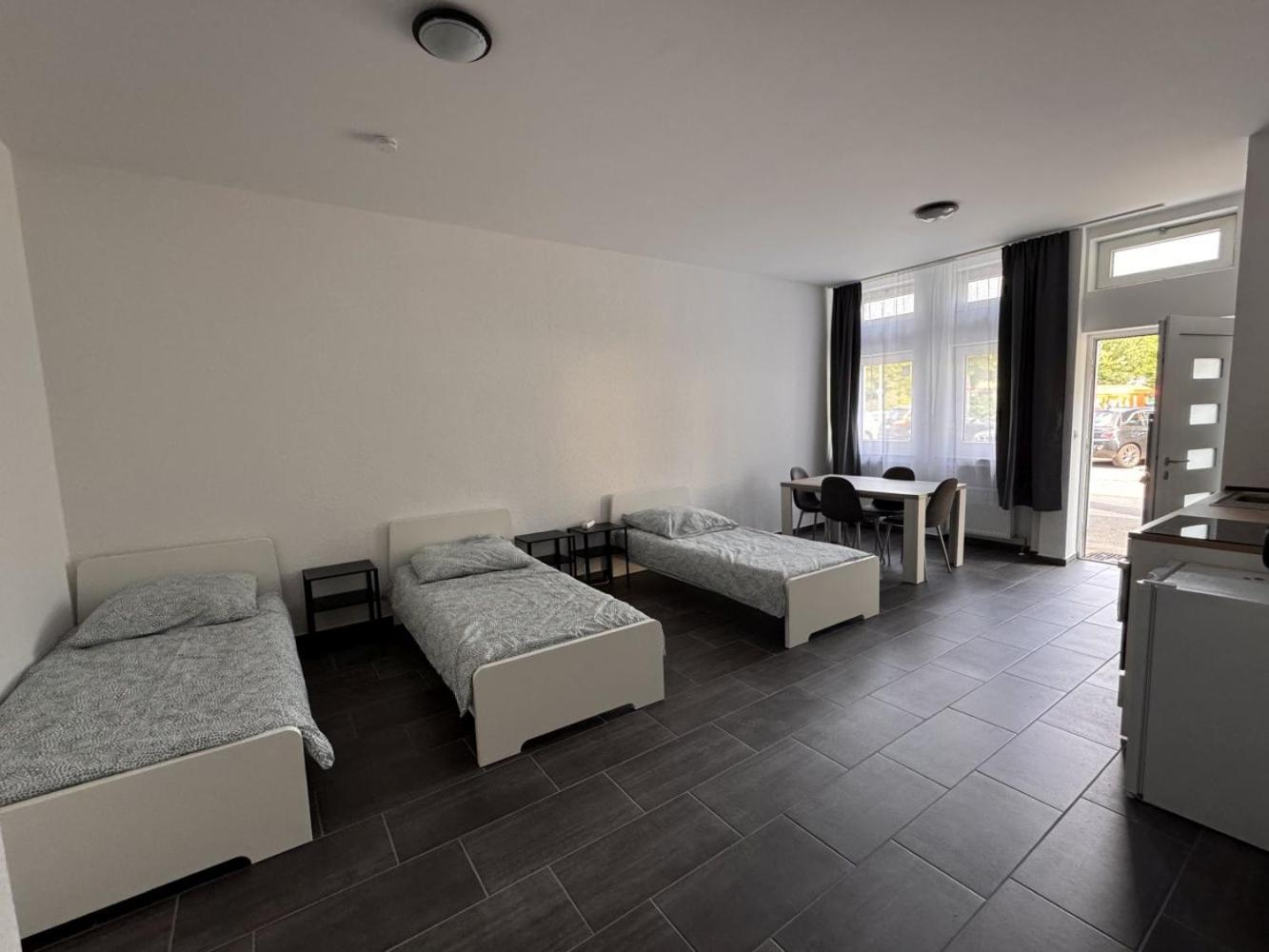 Cozy Apartment In Leverkusen Exteriör bild