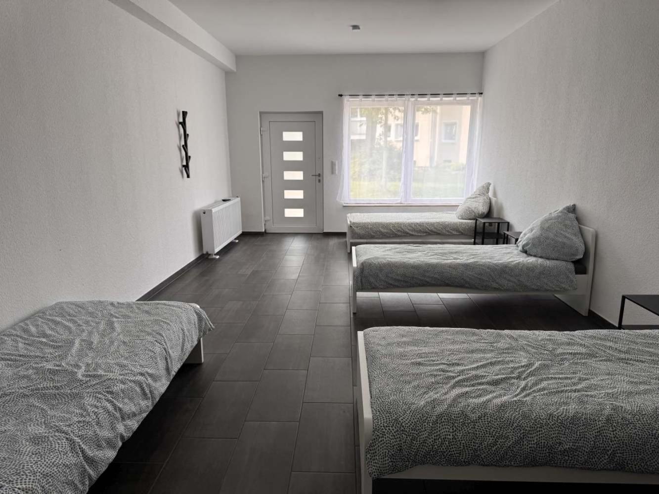 Cozy Apartment In Leverkusen Exteriör bild