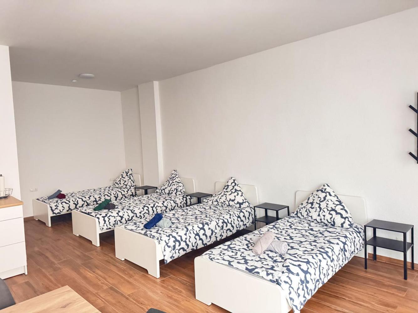 Cozy Apartment In Leverkusen Exteriör bild
