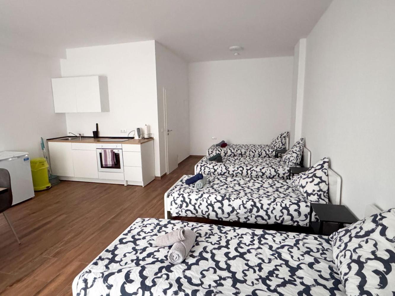 Cozy Apartment In Leverkusen Exteriör bild